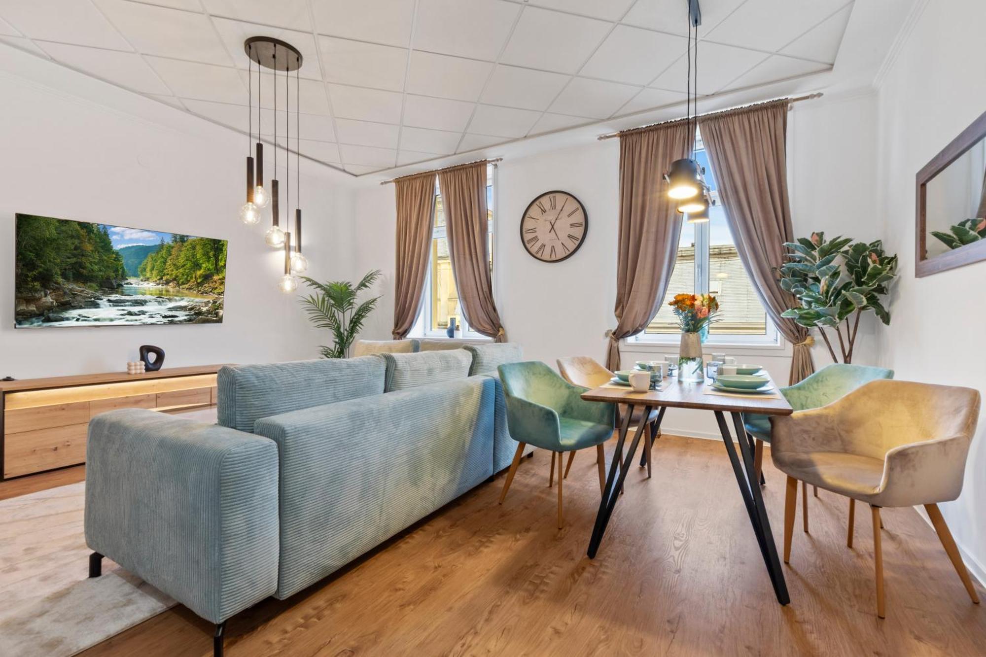 شقة Luxe Living At Old Town Center براتسيلافا المظهر الخارجي الصورة