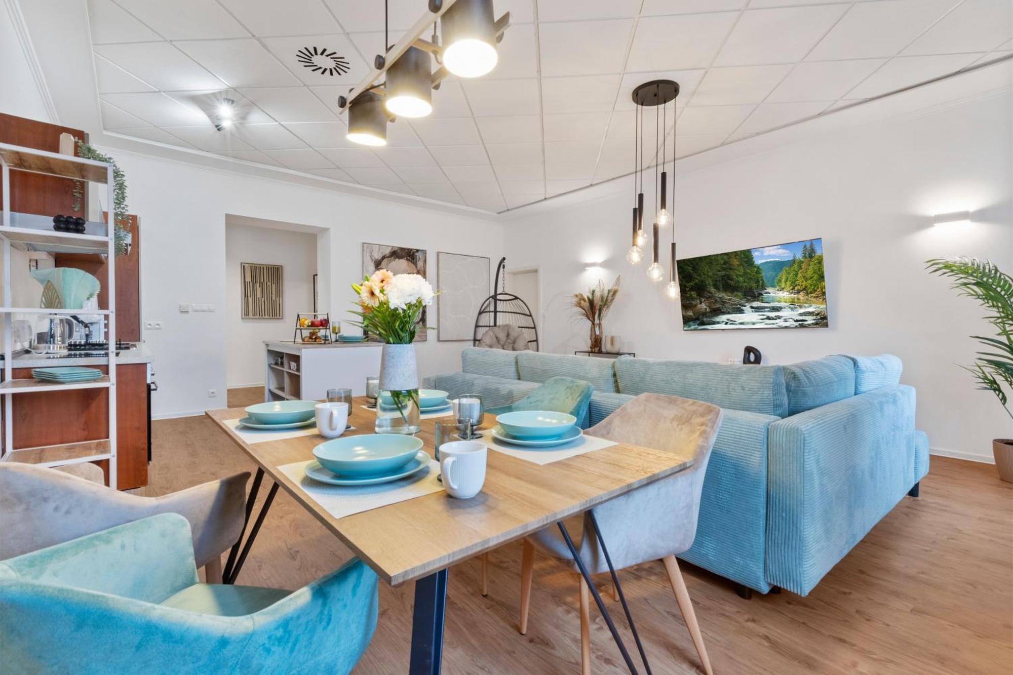 شقة Luxe Living At Old Town Center براتسيلافا المظهر الخارجي الصورة